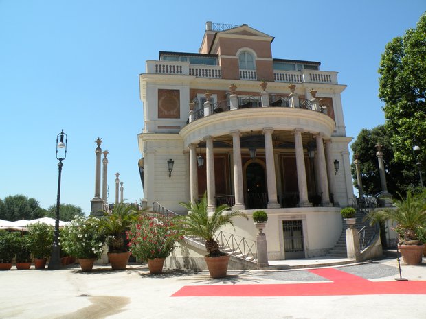  Maison Valadier (restaurant)